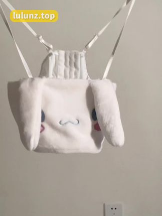 小芋泥yyy早期作品赏析，探寻她的成长之路与作品演变