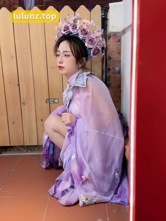 小团嫂微密圈作品资源魅力探索，带你开启性感穿搭灵感之旅