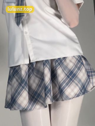 白龙猫女微密圈weme作品资源，喵系少女的时尚秘密