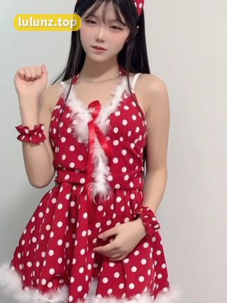 萱萱很甜(萱福晋)微密圈作品资源,充满快乐与幽默给你温暖的笑容