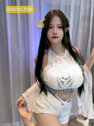 脑婆睡醒啦微博日常更新，了解她的每一天