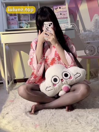 甜甜奶糯微密圈作品，分享生活美食旅行和美妆心得