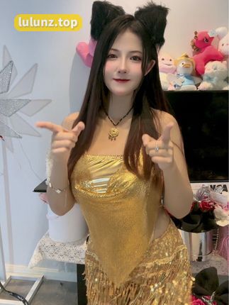 脑婆睡醒啦微博日常更新，了解她的每一天