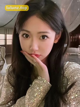 唐安琪微密圈作品资源丰富多彩,作品与抖音视频都不容错过