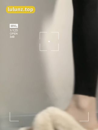 小芋泥yyy早期作品赏析，探寻她的成长之路与作品演变