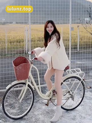 抖音小萌子微密圈最新作品资源情趣内衣展示，时尚与性感的完美融合