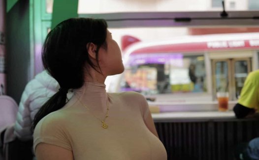 安妮_yoo微密圈独家揭秘，网红背后的辛酸故事