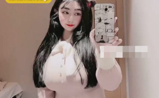 抖音夏雨贞微密圈精选作品图片出炉，身材怕是有F~G吧！