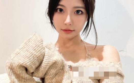 抖音颜值博主妮是老虎(陈妮妮UNI)微密圈付费神秘美丽，倾倒无数粉丝心